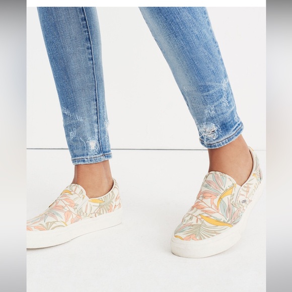 Sz 26 Madewell 9” High-Rise Skinny Jean Destructed Hem Edition - Picture 10 of 10